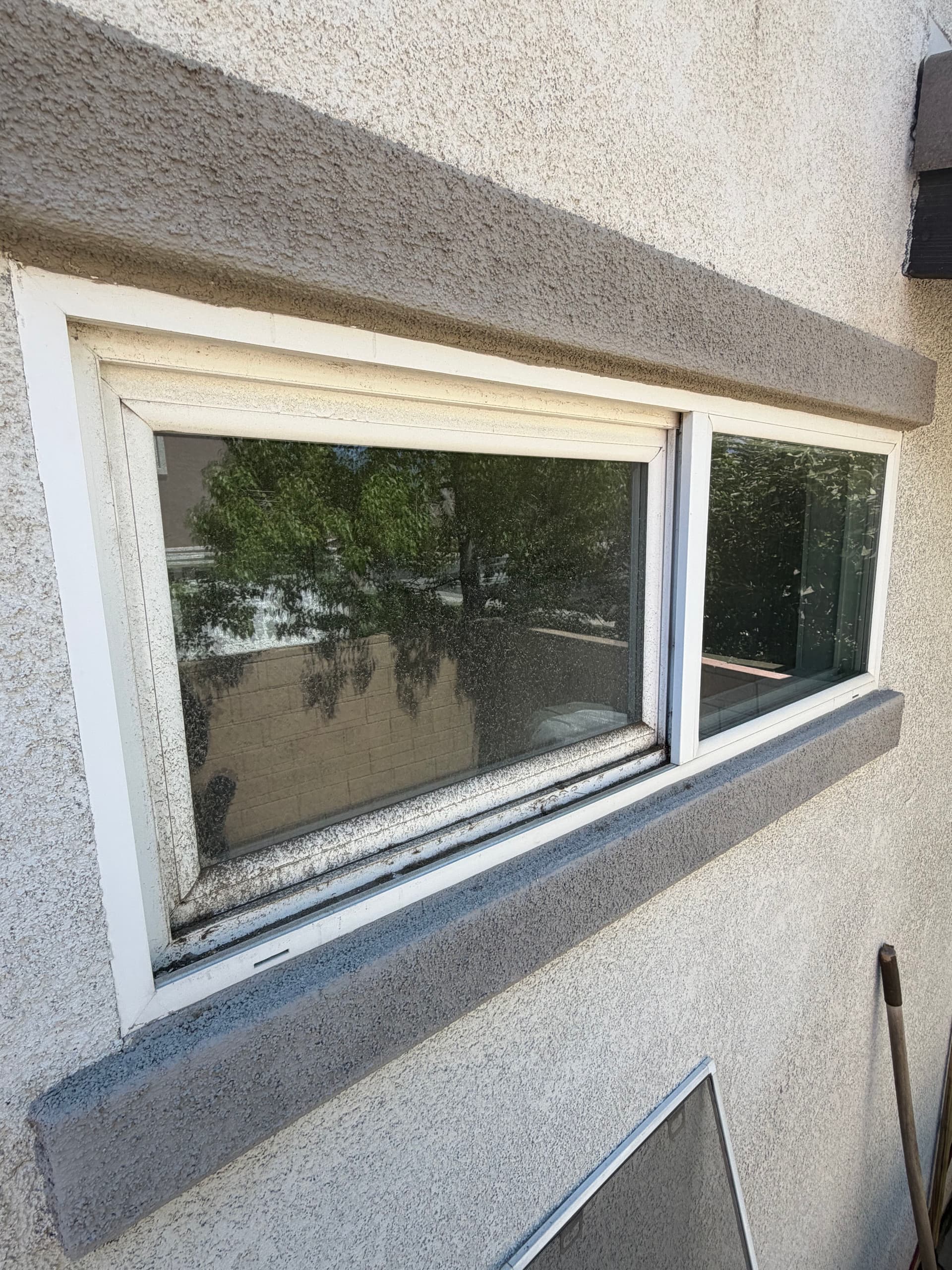 Gallery photos for Window Cleaning and Screen Service in Eastvale and Corona: Image #7