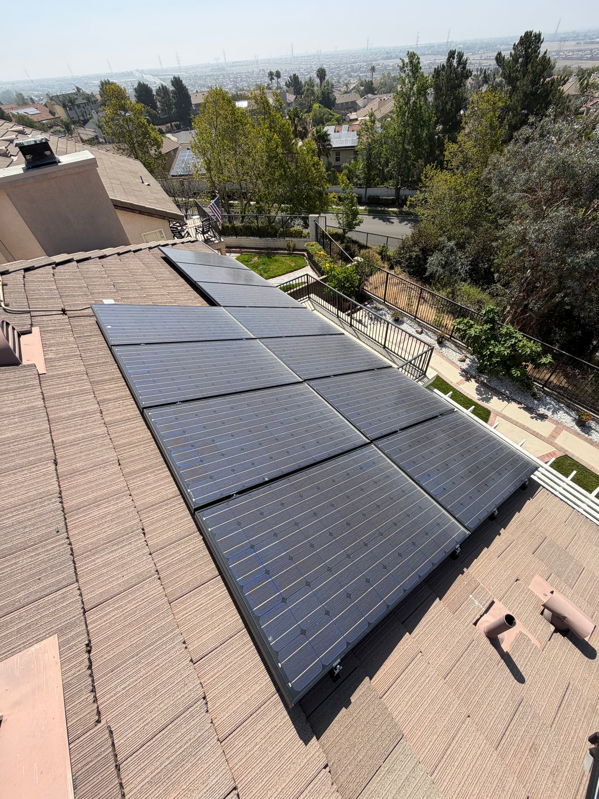 Gallery photos for North Fontana Home Gets Full Window and Solar Panel Cleaning: Image #9
