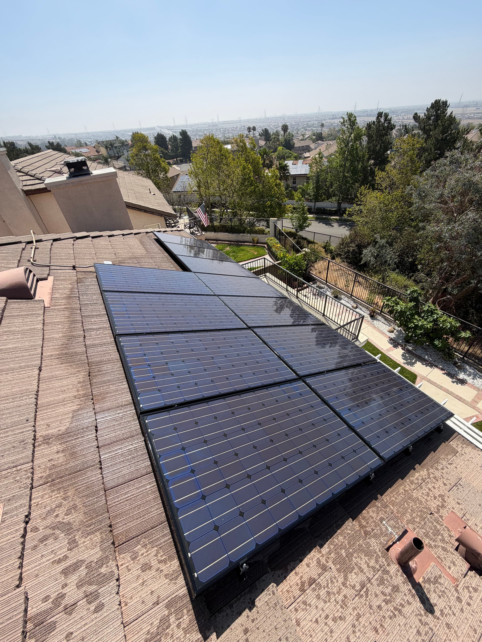 Gallery photos for North Fontana Home Gets Full Window and Solar Panel Cleaning: Image #5