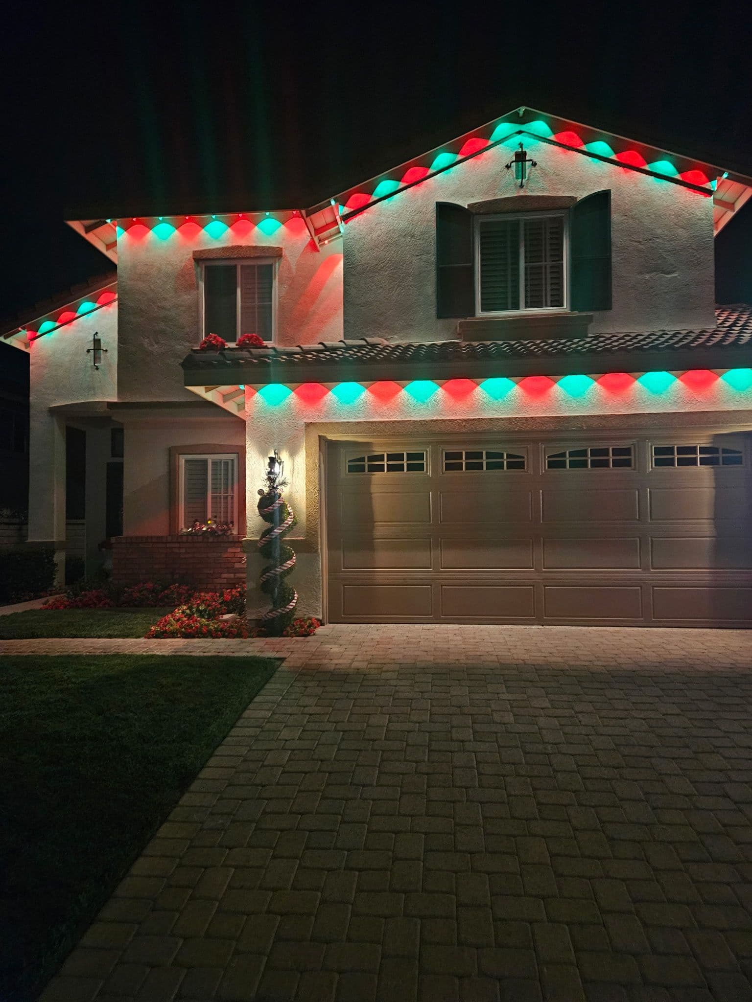Govee Holiday Light Installation Lighting Up Corona CA image