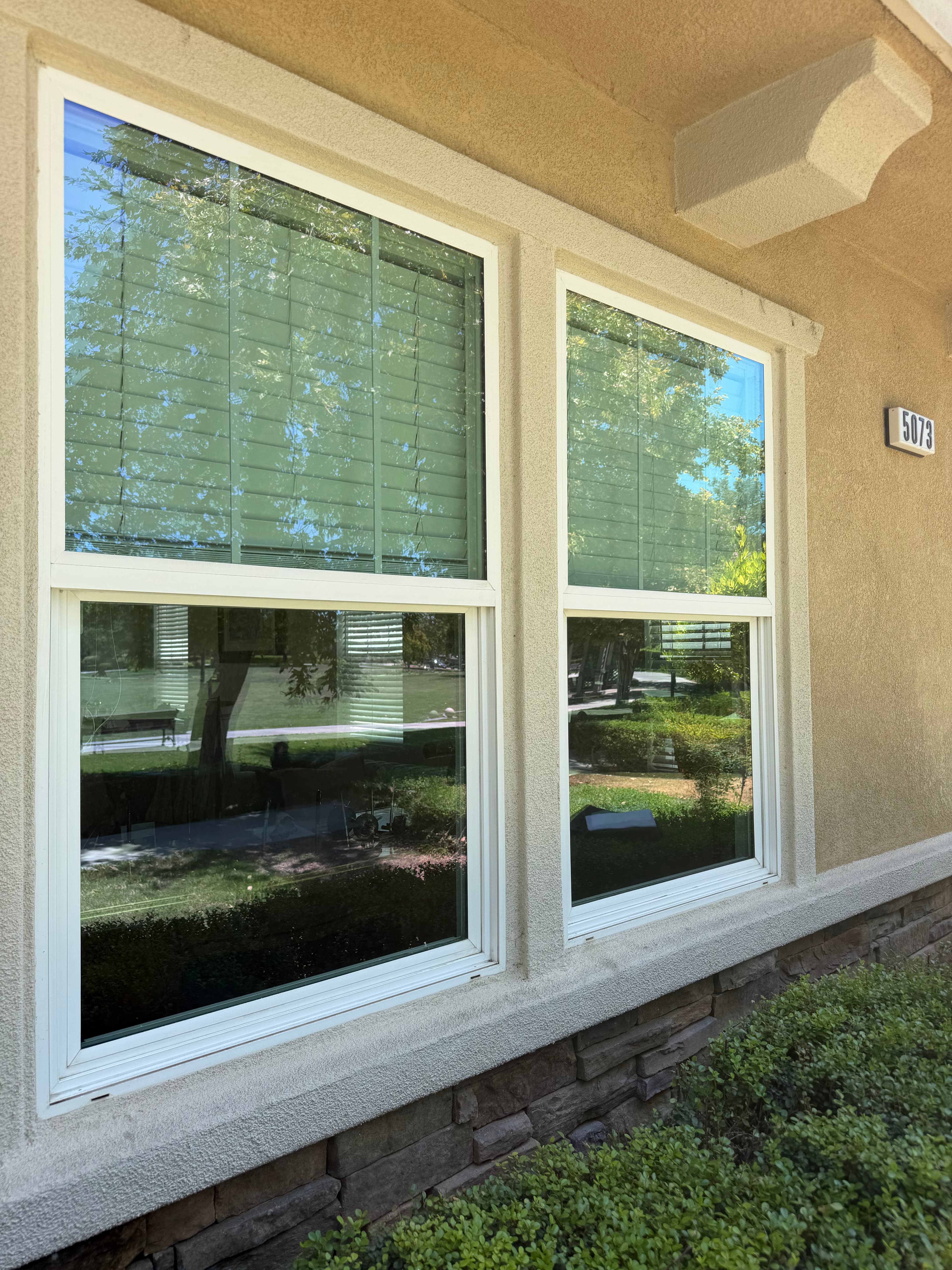 Project Window Cleaning and Screen Cleaning at an Ontario Ranch Home image