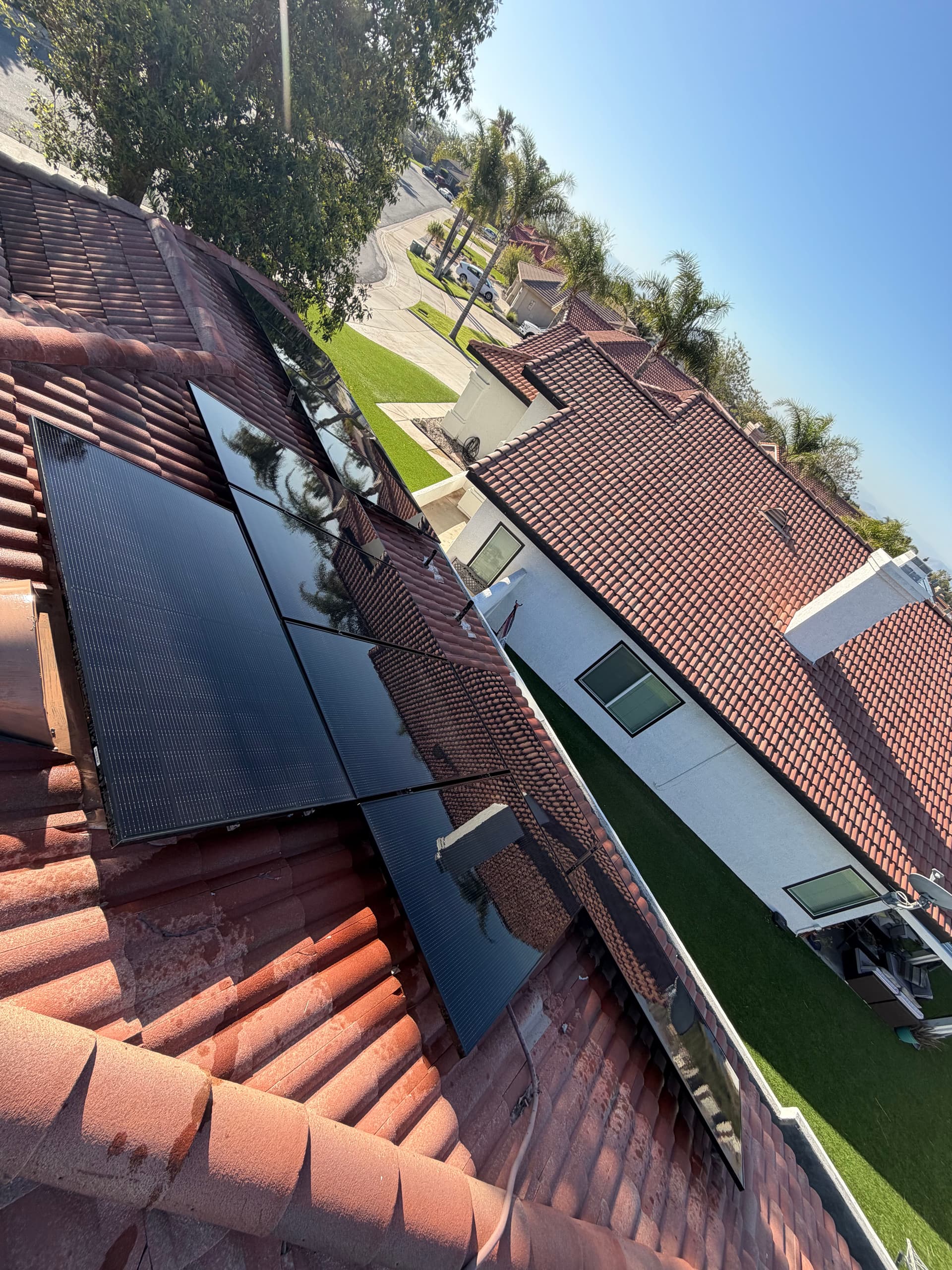 Gallery photos for Rooftop Solar Panel Cleaning Done Right in Rialto: Image #1