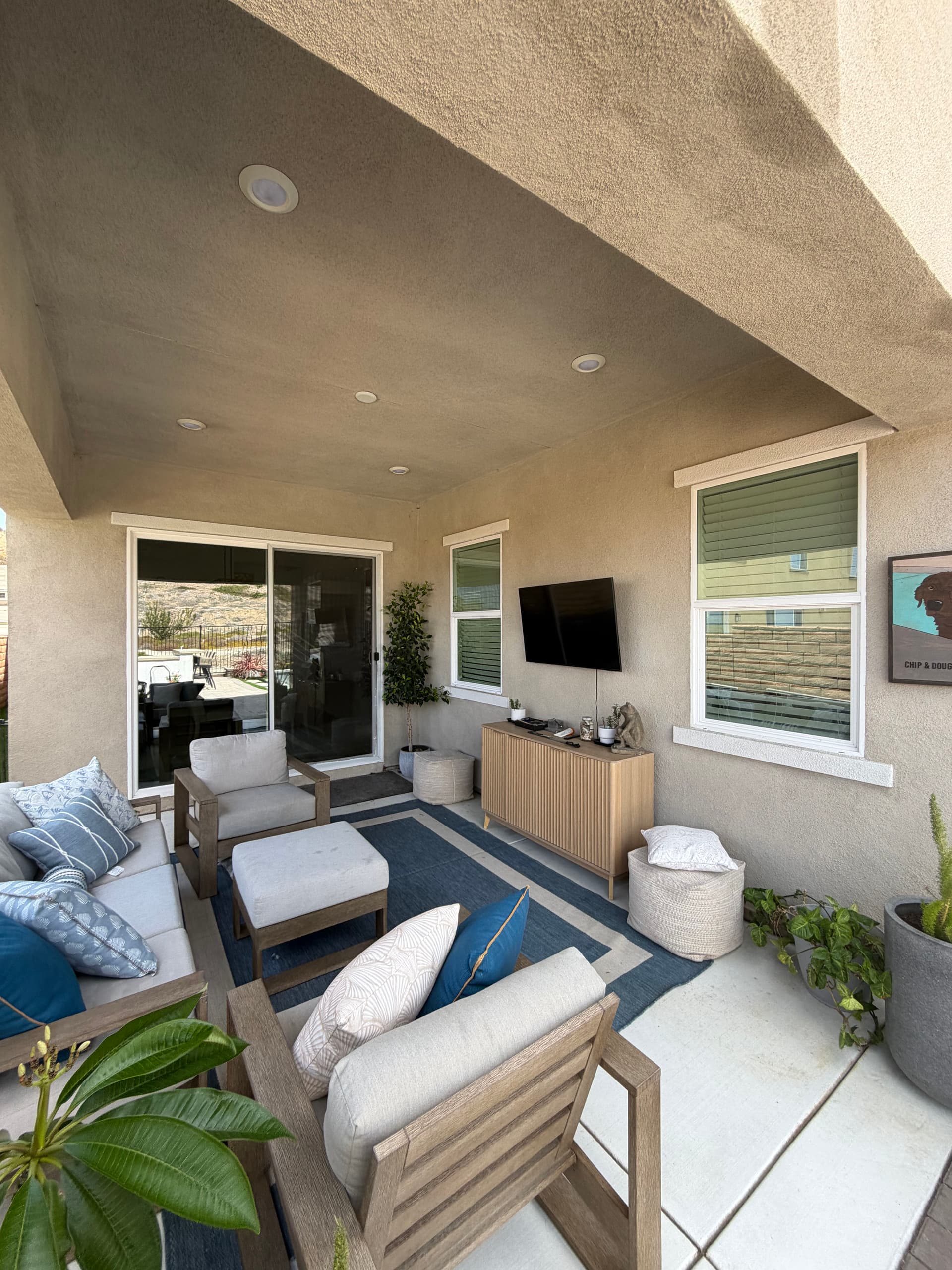 Gallery photos for Window Cleaning and Screen Repair Done Right in Corona: Image #1