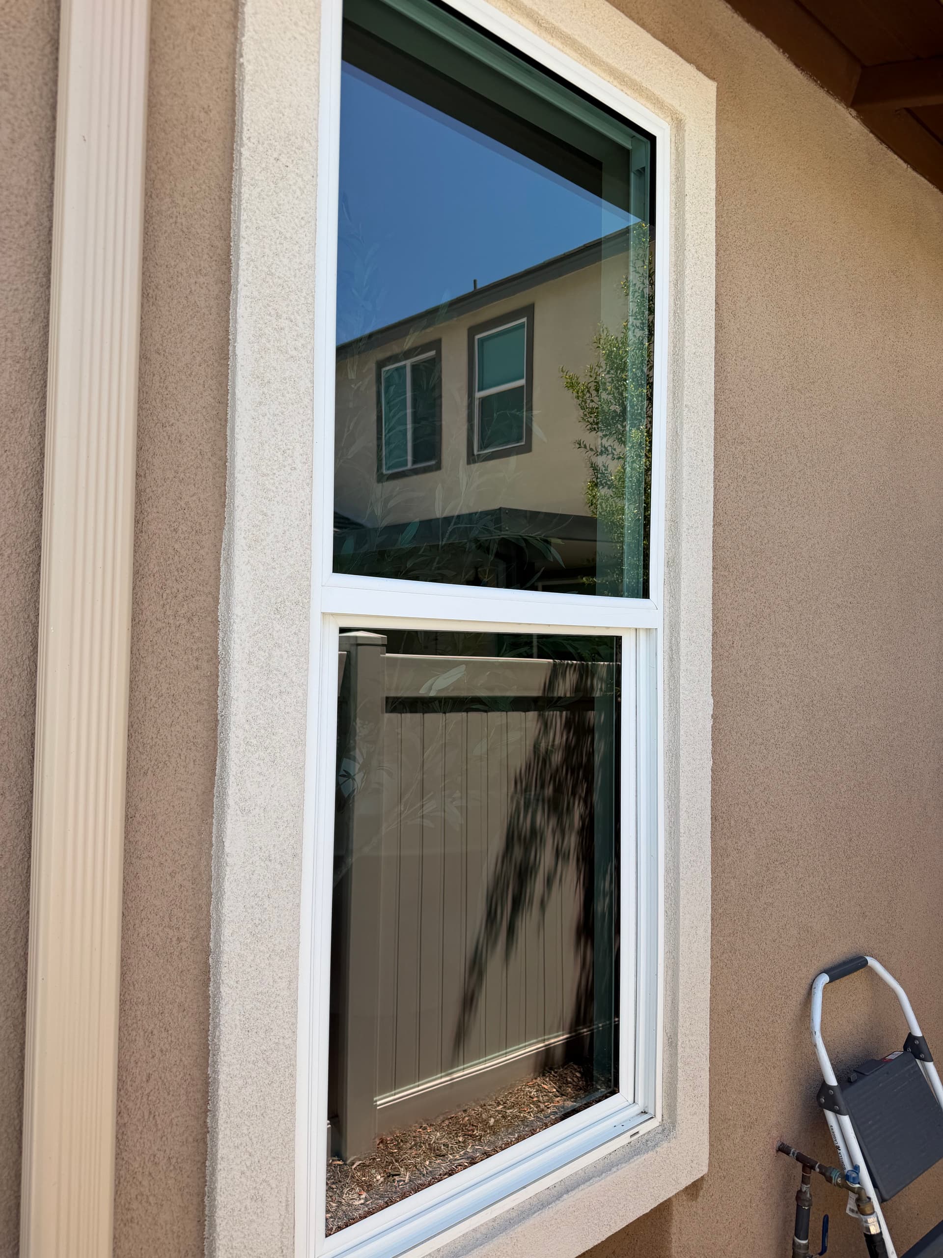 Gallery photos for Window Cleaning and Screen Service at a Menifee Home: Image #4