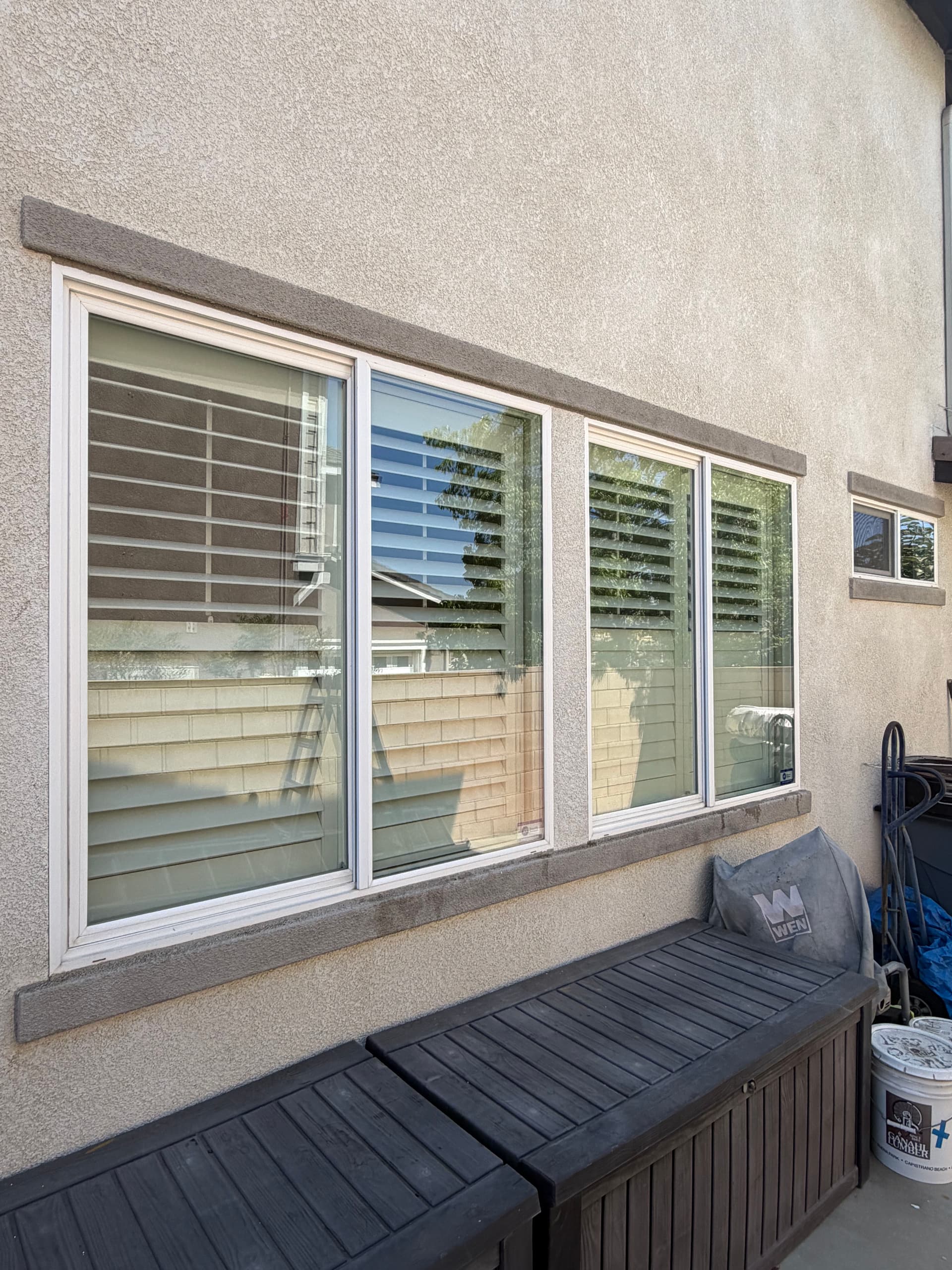 Gallery photos for Window Cleaning and Screen Service in Eastvale and Corona: Image #3