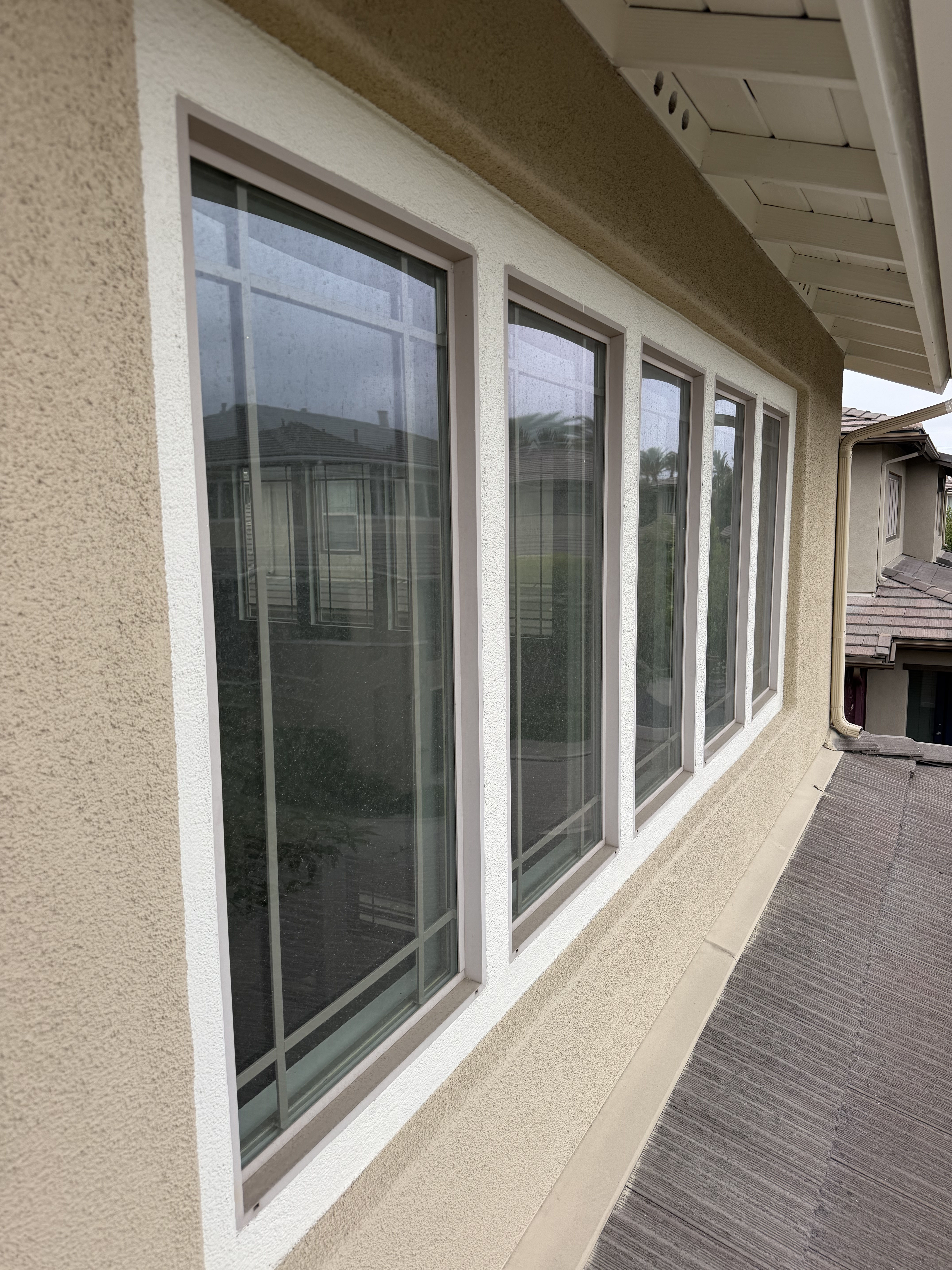 Gallery photos for Full Window Cleaning at Victoria Gardens Three-Story Townhomes: Image #1