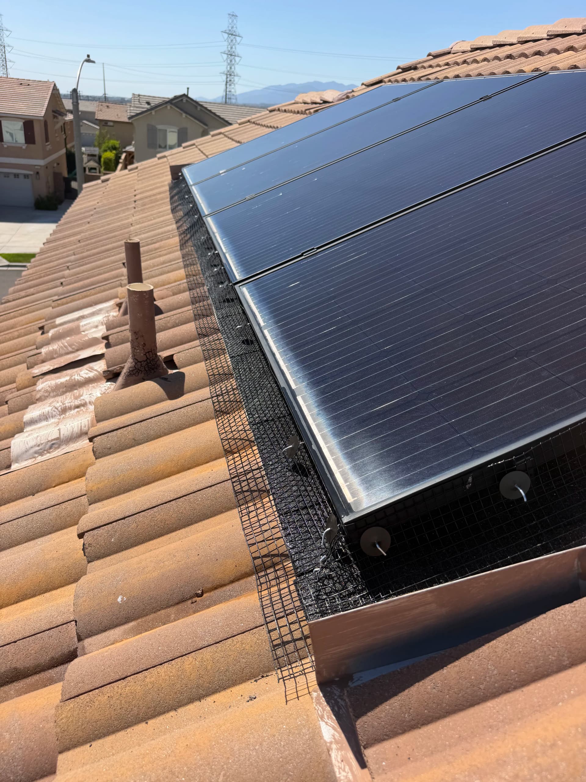 Gallery photos for Solar Panel Bird Proofing Done Right in Fontana: Image #5