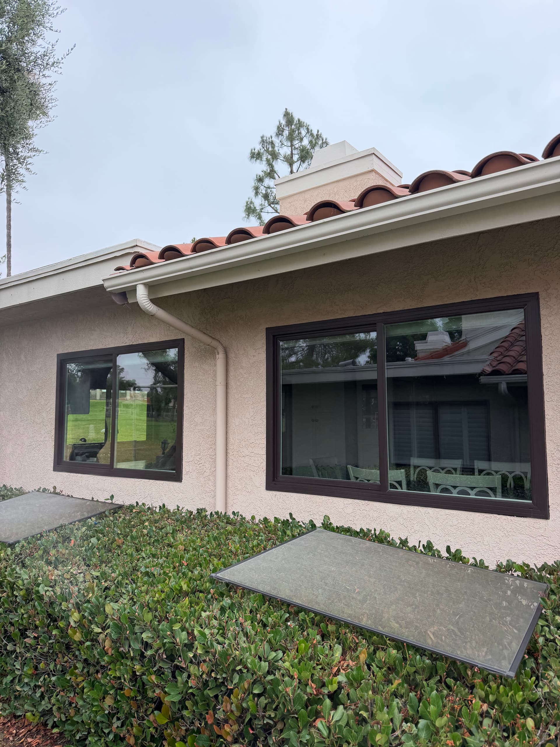 Gallery photos for Exterior Window Cleaning at Upland Hills Country Club: Image #1