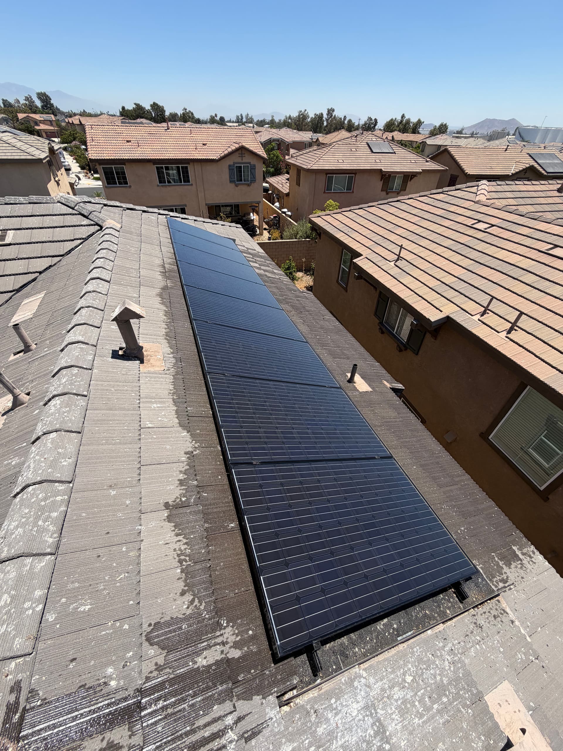 Solar Panel Cleaning Done Right in Fontana image