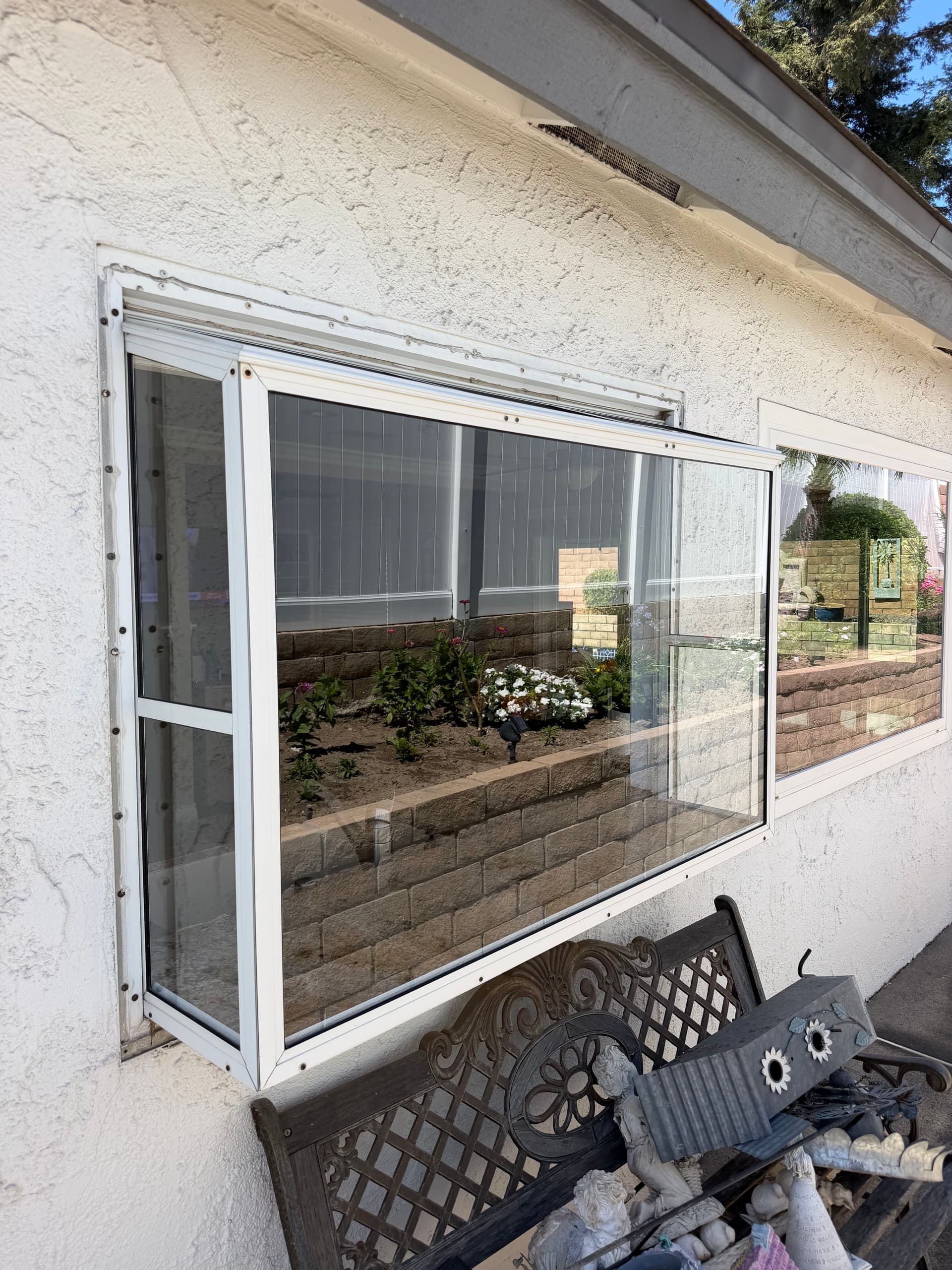 Gallery photos for Interior and Exterior Window Cleaning Done Right in Rancho Cucamonga: Image #6