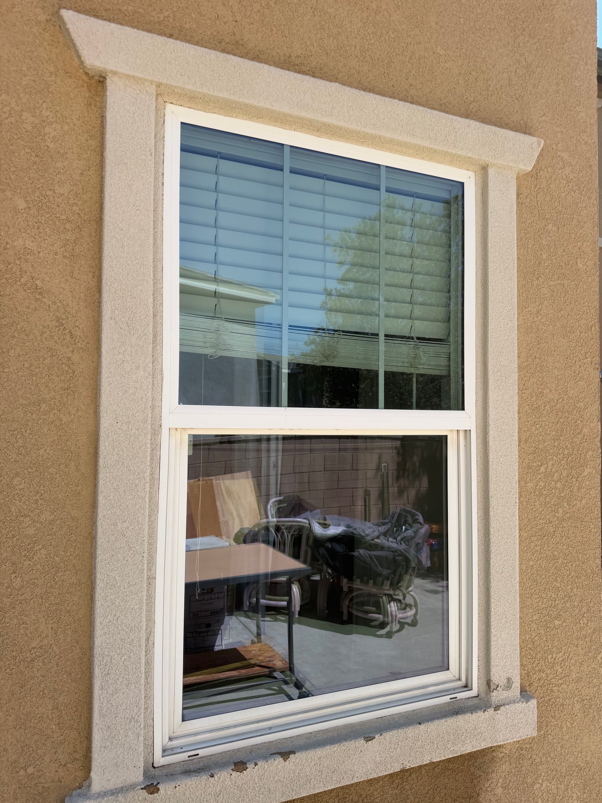 Gallery photos for Window Cleaning and Screen Cleaning at an Ontario Ranch Home: Image #2