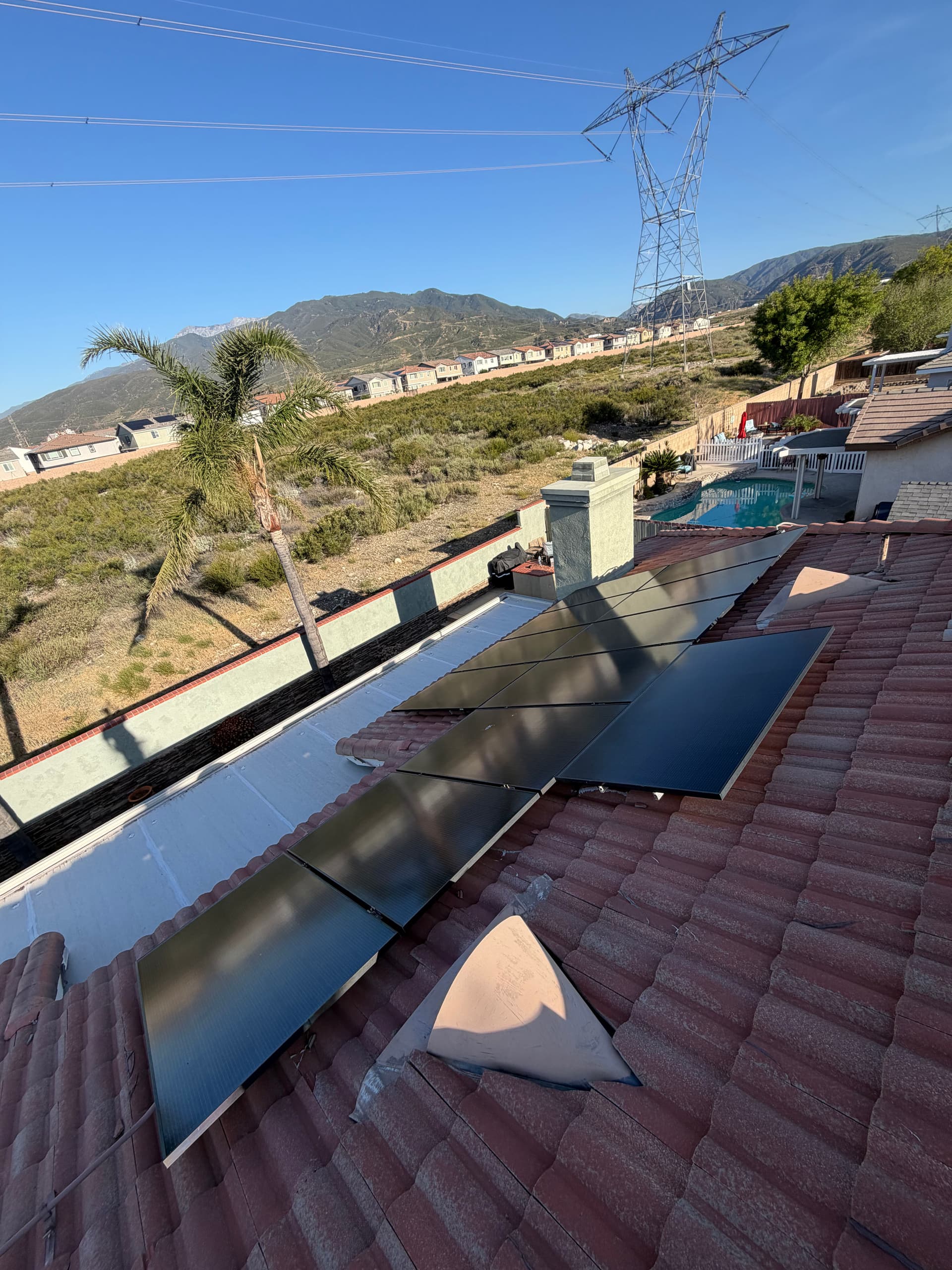 Gallery photos for Rooftop Solar Panel Cleaning Done Right in Rialto: Image #3