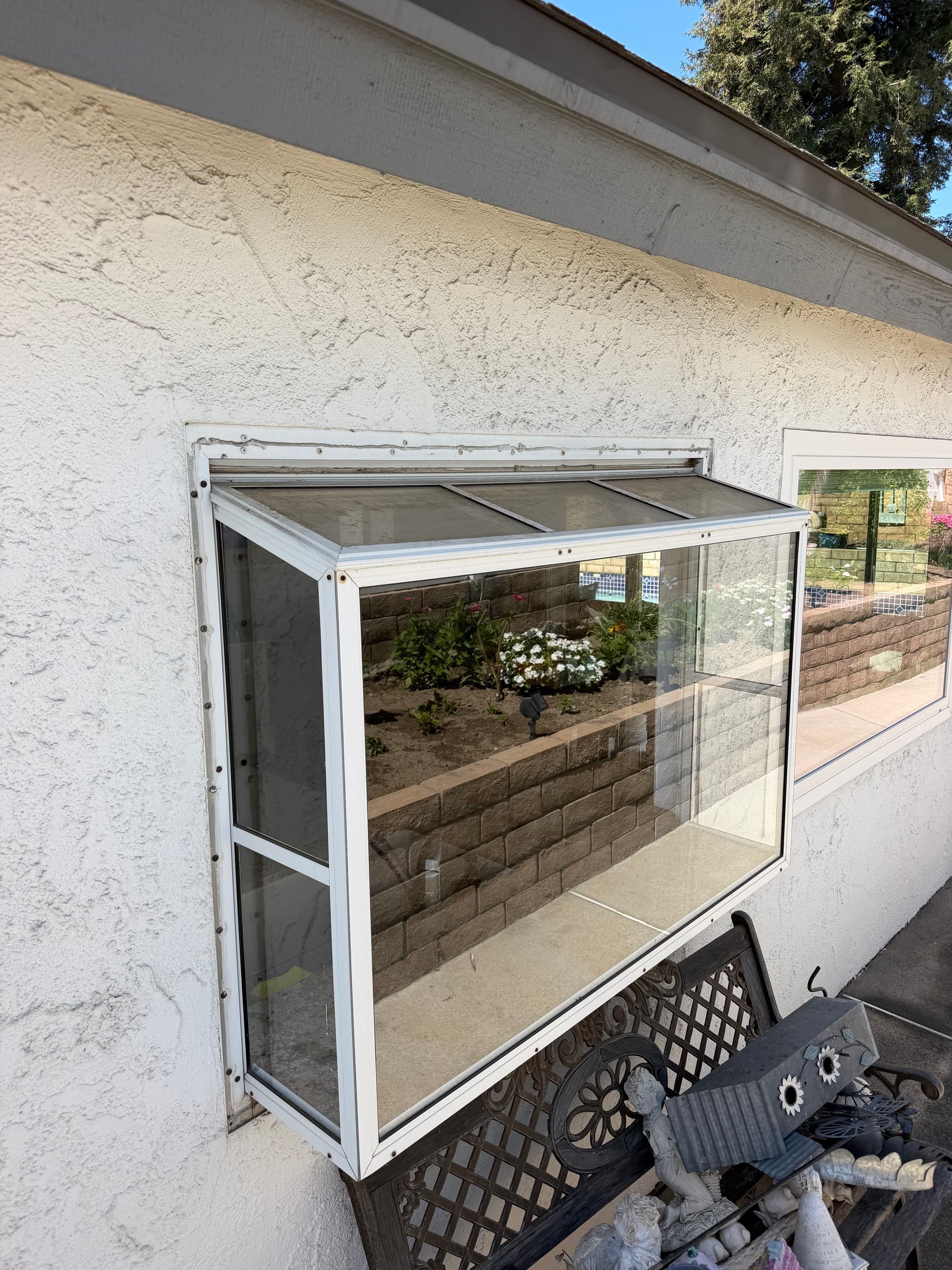 Gallery photos for Interior and Exterior Window Cleaning Done Right in Rancho Cucamonga: Image #4