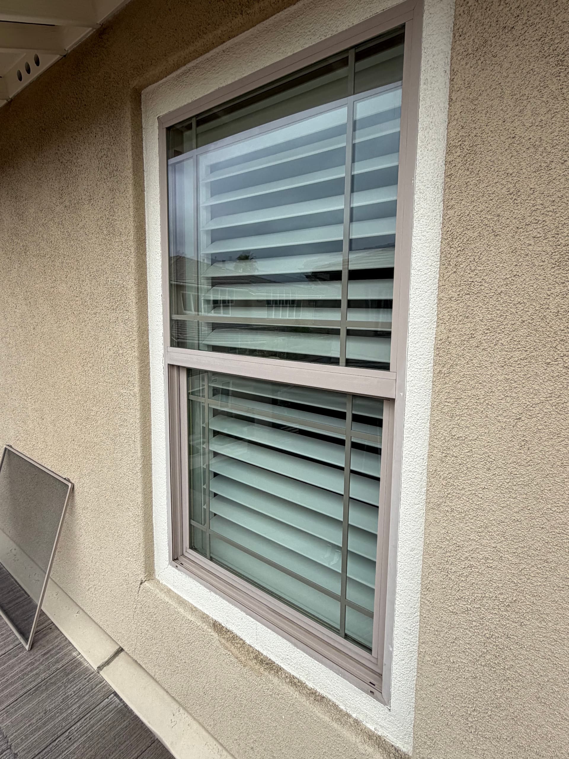 Gallery photos for Full Window Cleaning at Victoria Gardens Three-Story Townhomes: Image #5
