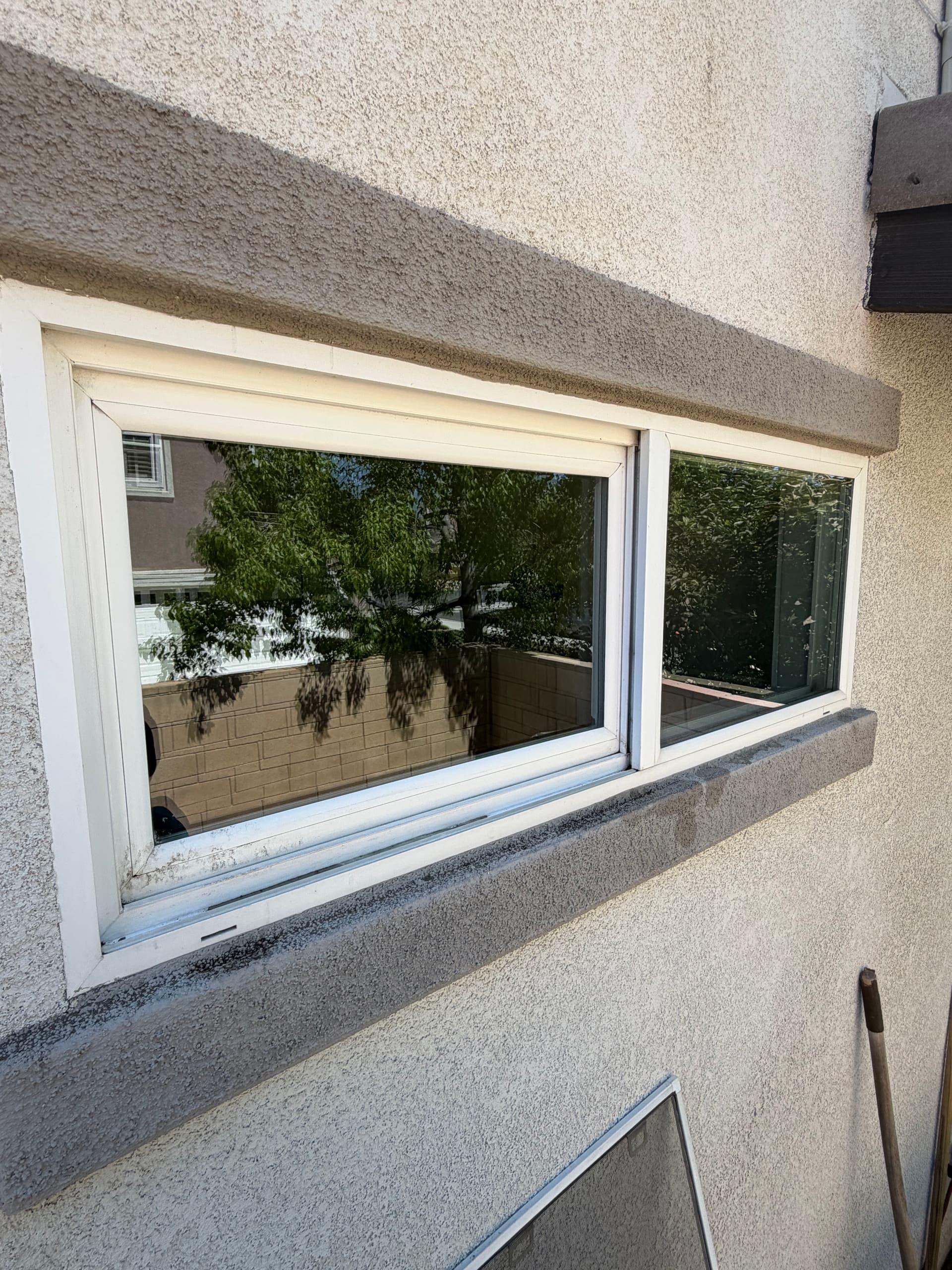 Gallery photos for Window Cleaning and Screen Service in Eastvale and Corona: Image #6
