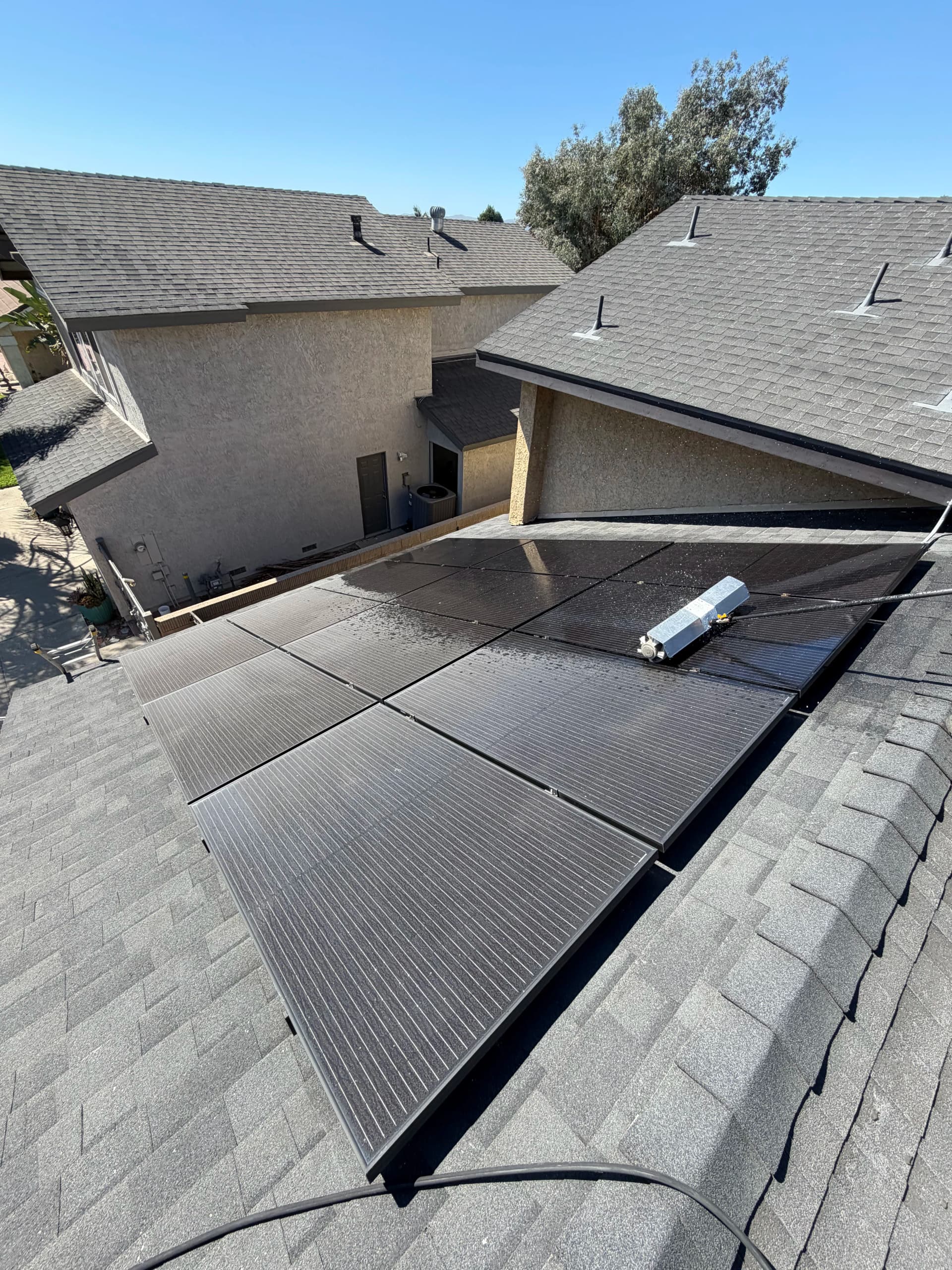 Gallery photos for Solar Panel Cleaning for Ontario Homeowners: Image #1