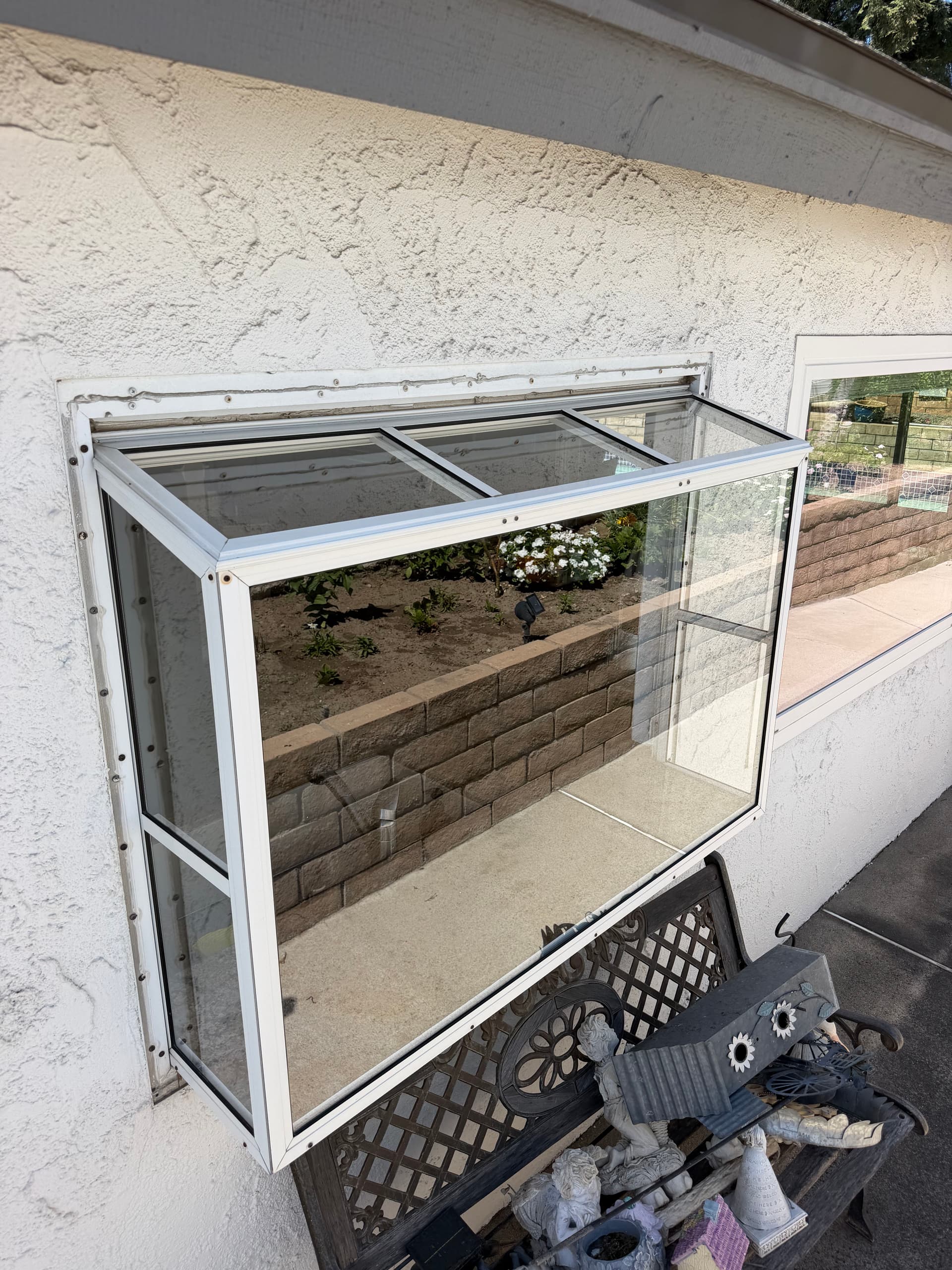 Gallery photos for Interior and Exterior Window Cleaning Done Right in Rancho Cucamonga: Image #5