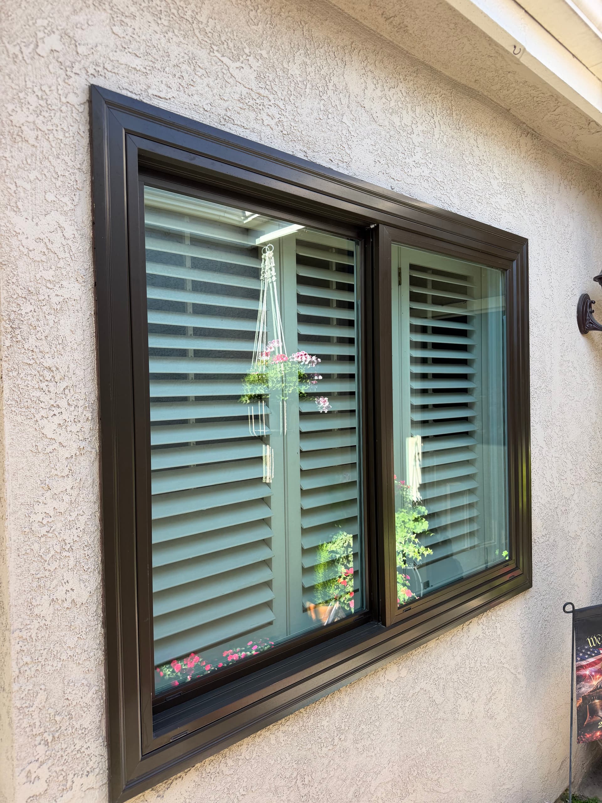 Gallery photos for Windows, Screens, and Shower Doors Cleaned to Perfection: Image #2