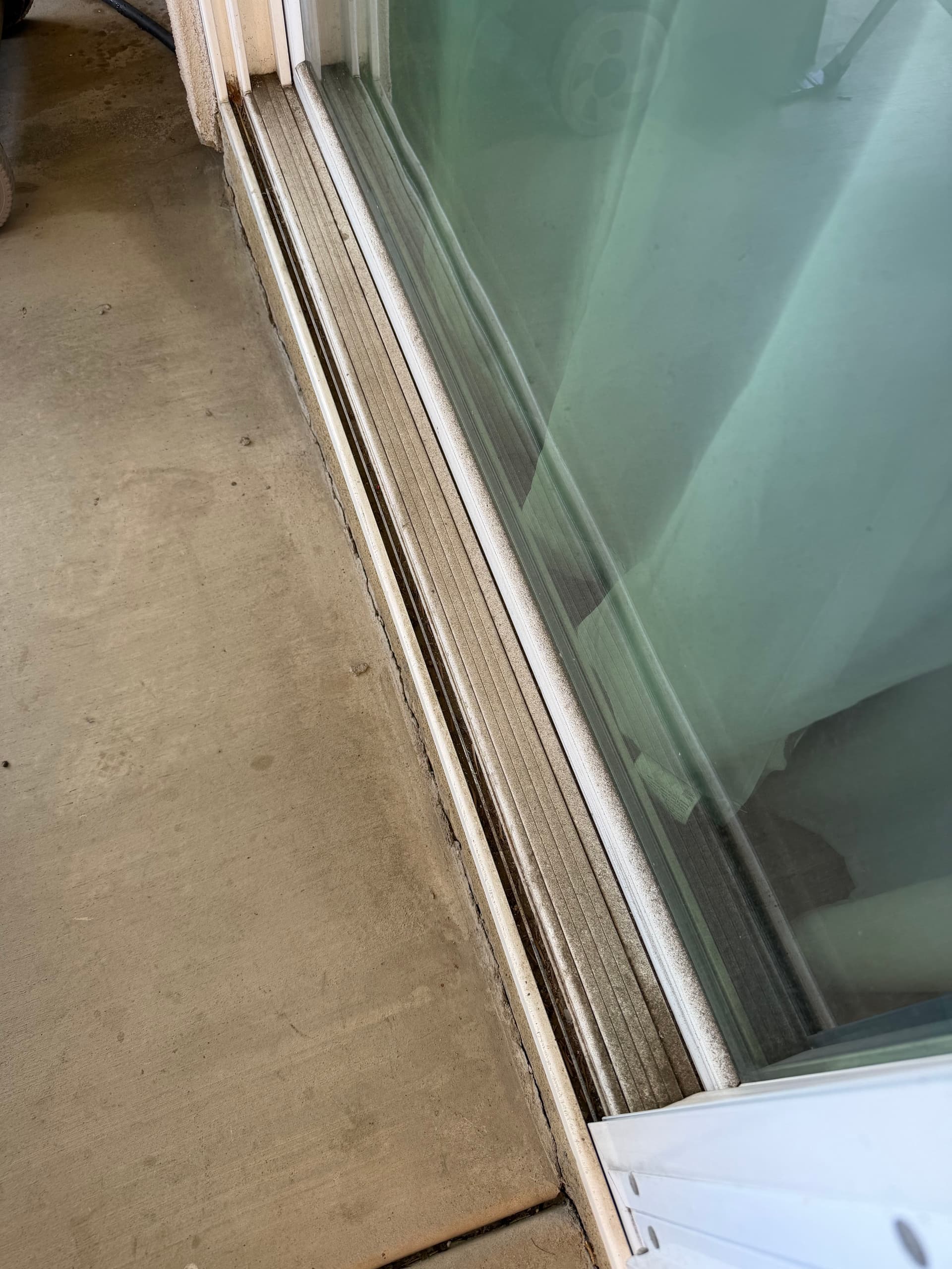 Gallery photos for Window and Screen Cleaning Done Right in North Fontana: Image #4