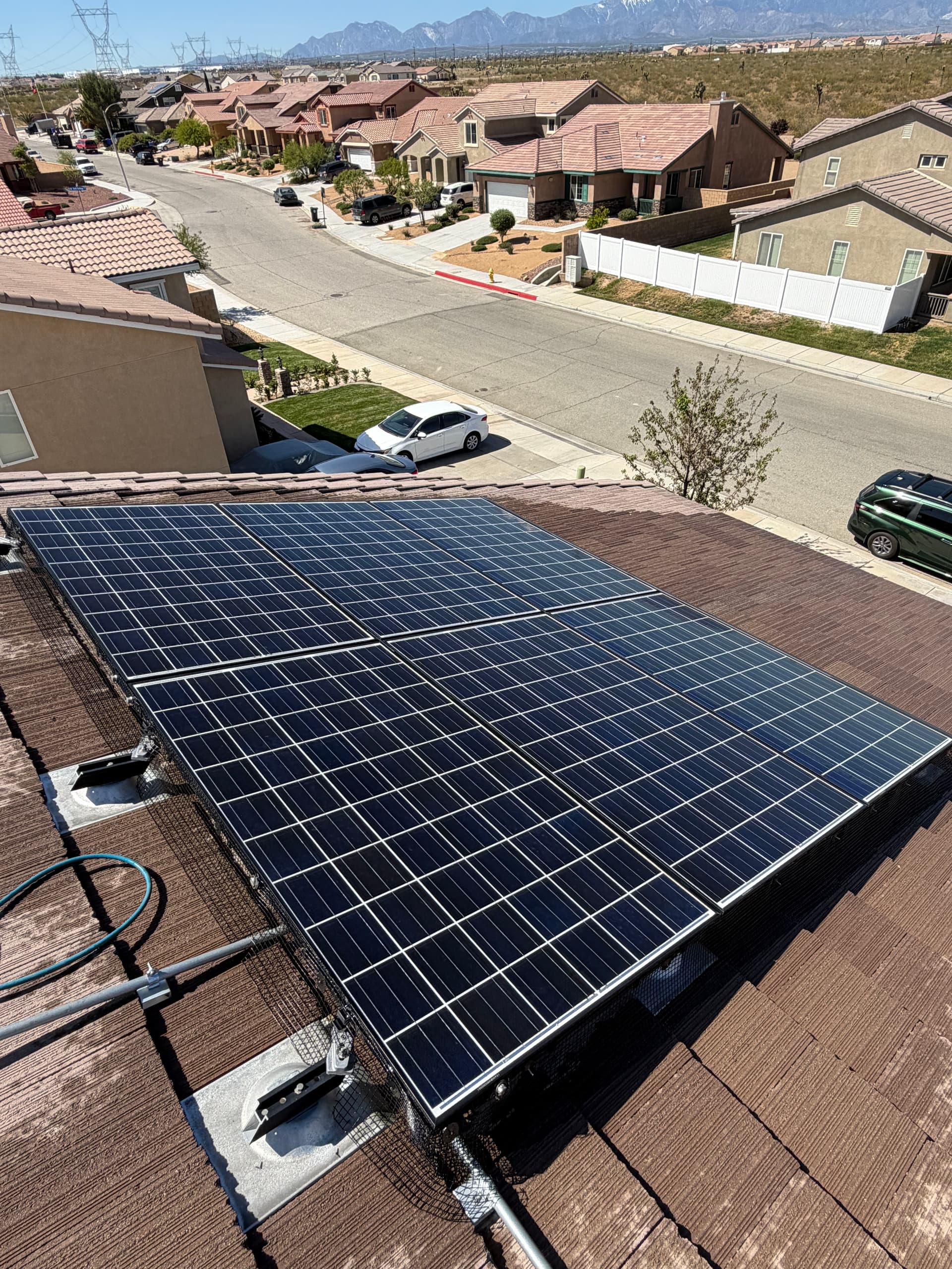 Gallery photos for Solar Panel Bird Proofing and Cleaning in Victorville: Image #4
