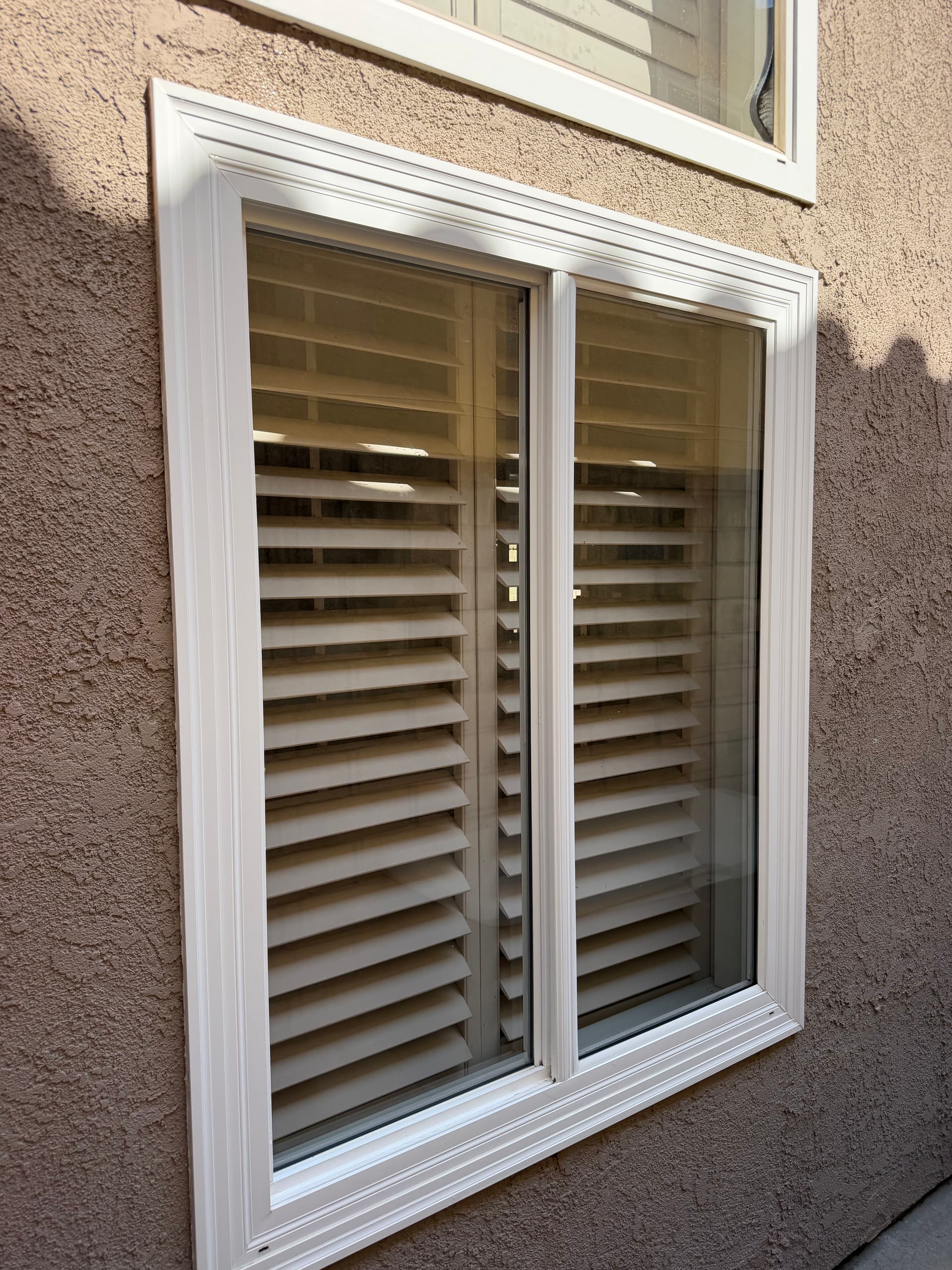 Gallery photos for Professional Window Cleaning for a Chino Hills Home: Image #4