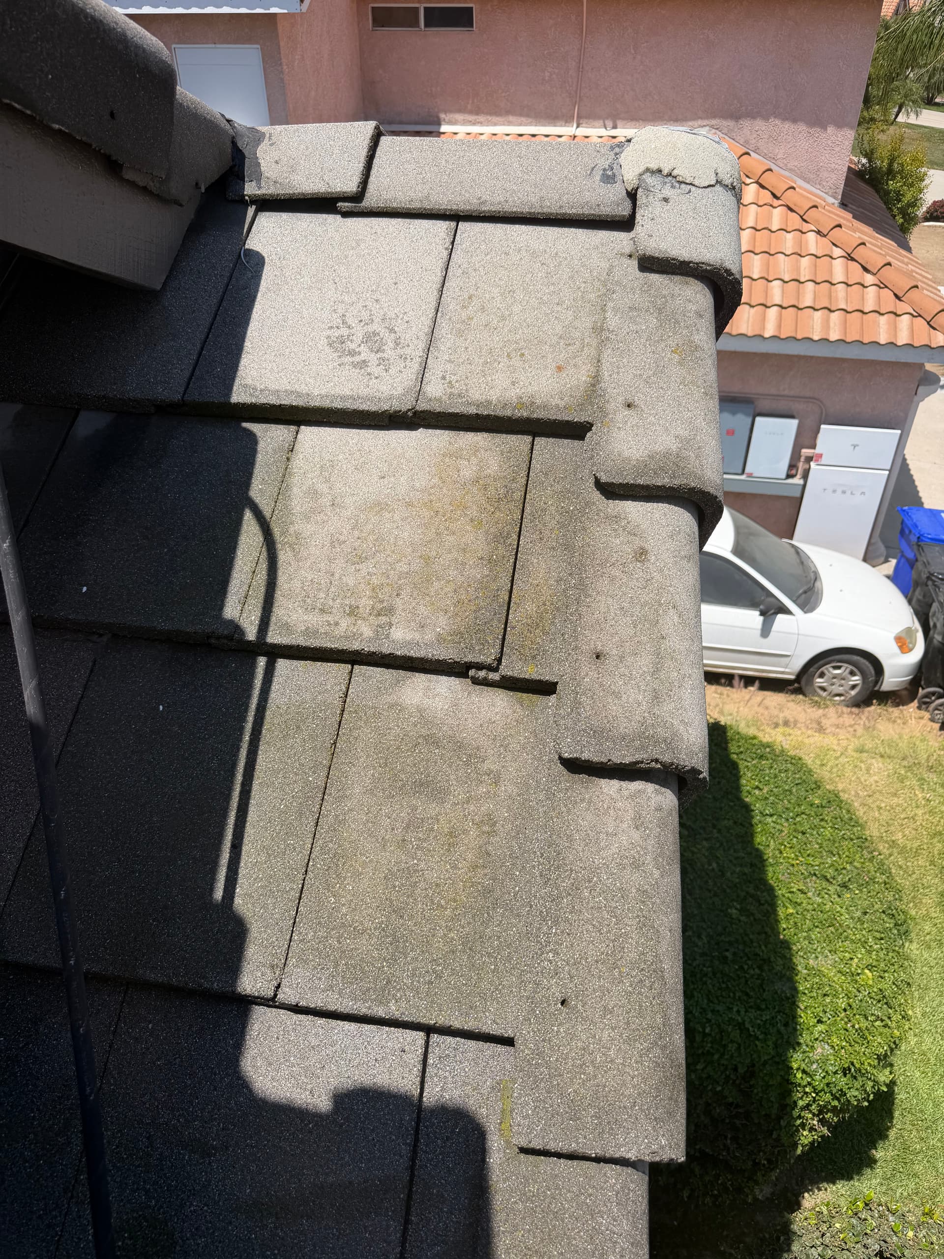 Gallery photos for Roof Algae Removal and Full Window Cleaning on a Southern California Home: Image #1