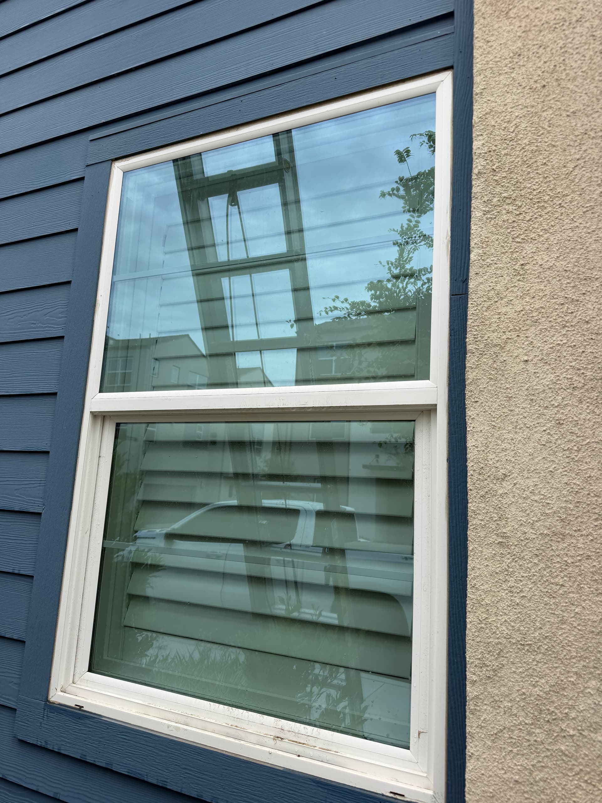 Gallery photos for Glass and Screen Window Cleaning in Ontario Ranch: Image #1
